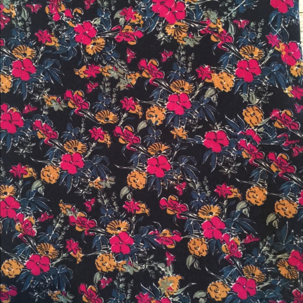 Sale! LulaRoe Leggings TC